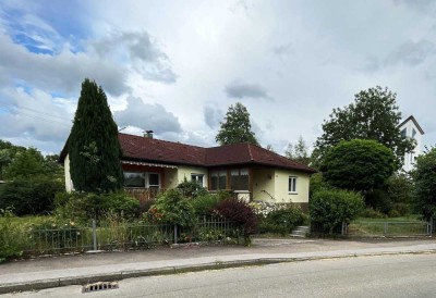 Schönes, gepflegtes Einfamilienhaus in 89428 Syrgenstein, OT Landshausen