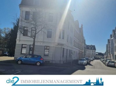 Altbautraum - Helle 4-Zimmerwohnung mit Garage und EBK zu vermieten!