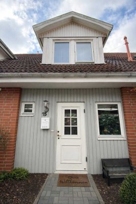 Willkommen in Ihrer neuen Kapitalanlage! Hübsches Reihenhaus in  Altglienicke.