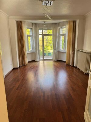 Großzügige 4-Zimmer Wohnung mit Terasse und Garten in Emst