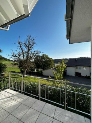 Attraktive 5-Zimmer-Erdgeschosswohnung mit geh. Innenausstattung mit Balkon