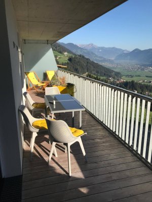 Barrierefreie 3-Zimmer Neubauwohnung - möbiliert - mit Terrasse und herrlichen Blick auf das vordere Zillertal