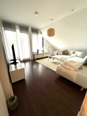 Schöne 2-Zi Whg. mit Balkon!