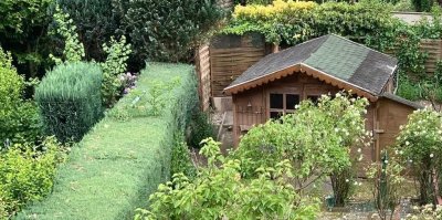 Provisionsfrei: Zentrumsnahe 3-Raum-Wohnung in Siegburg mit guter Verkehrsanbindung und Garten