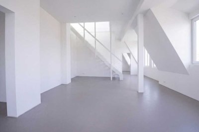 Über den Dächern von Friedrichshain: 3-Zimmer-Neubau-Dachgeschoss-Wohnung - Rooftop-Terrasse