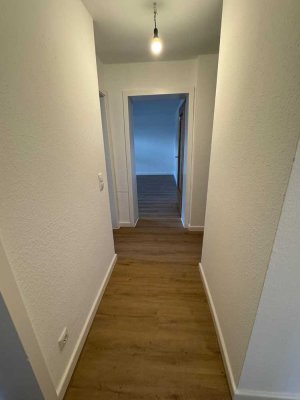 Großzügig geschnittene Souterrain-Wohnung in 44379 Dortmund