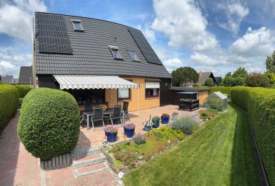 Gepflegtes 6 Zi EFH in Appen von Privat, Kamin, PV-Anlage mit Speicher, Wallbox, Glasfaser, Garage