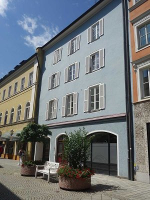 Altstadtflair trifft Bergblick - provisionsfreie 3-Zimmer-Wohnung im Herzen von Bad Reichenhall