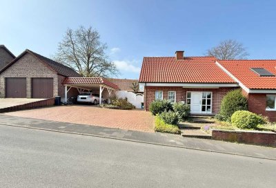 Einfamilienhaus in Ostenfelde – Ruhige Hanglage mit idyllischem Garten und viel Charme