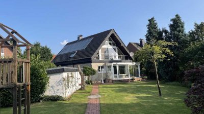 Zweifamilienhaus in Neukirchen-Vluyn mit Wohnrecht im Obergeschoss