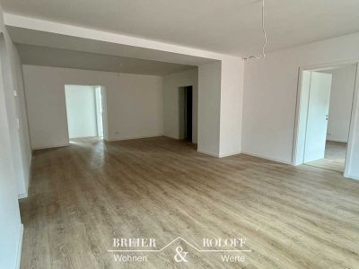 KfW 55 Standard: Moderne 4-Zimmer-Wohnung mit Balkon – kernsaniert und zentral in Rinteln