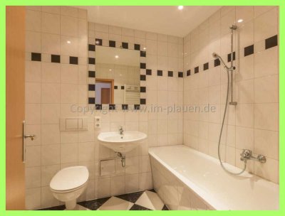 2 Zimmer plus Arbeitszimmer - 2.OG mit Balkon - modernes Badezimmer - zur Miete in Plauen