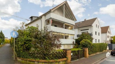 Teilvermietetes Mehrfamilienhaus in Liederbach am Taunus: Stilvolles Wohnen in attraktiver Lage