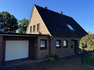 Einfamilienhaus freistehend , 6 Zi, 130 qm Wohnfläche, 817 qm Grundstück, 330.000,-€, KEI
