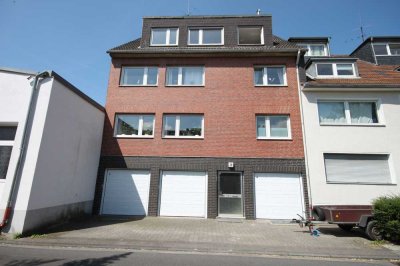 3-Zimmer-Wohnung mit sehr großem Balkon in Köln-Nippes  -keine WG-