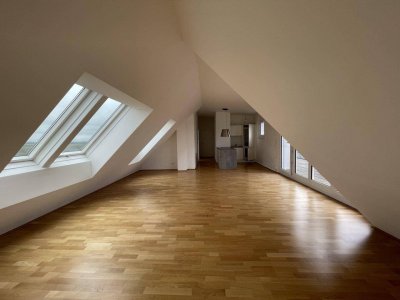 AB JULI: Moderne 3-Zimmer-Wohnung mit 2 Terrassen