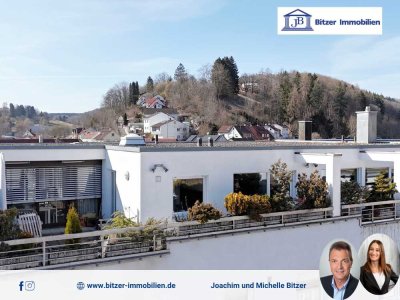 Über den Dächern: Sonnige Penthouse-Wohnung mit Ausblick