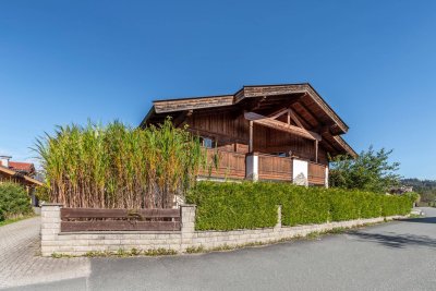Sonnige Dachgeschosswohnung in ruhiger Wohngegend ( 03463 )