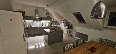 Großzügige 5 Zimmer Wohnung in top Lage in Ratingen