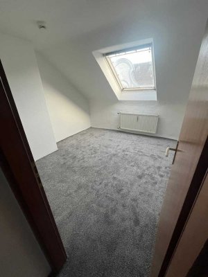 Helle 2-Zimmer Wohnung in guter Lage in Duisburg Neudorf