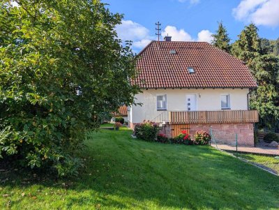 FORBACH: Einziehen und sich wohlfühlen! Einfamilienhaus mit großem Garten und vielen EXTRAS!