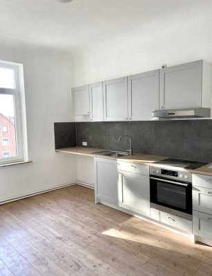 Helle 4-Zimmer Wohnung mit Balkon im 2. OG in Bremerhaven-Lehe