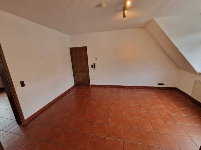 2 Zimmerwohnung in Ladenburg mit KLIMA und Küche in Altstadtnähe
