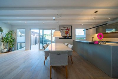 Moderner Bungalow nahe Leopoldskroner Weiher &amp; Almkanal: Wohnen auf einer Ebene in Top-Lage!
