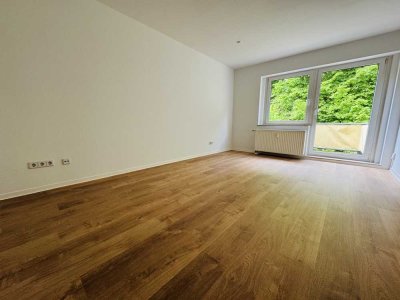 Herbstaktion: 2 MONATE KALTMIETFREI! 2-Zimmer Wohnung mit EBK und Balkon in Amtsberg