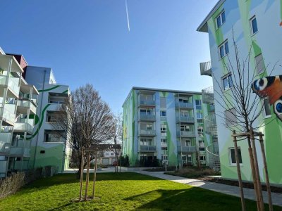 3 Zimmer m. offenem  Wohn-Kochbereich, TGL-Bad, Abstellraum und Balkon