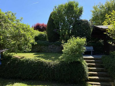 Harmonisches Familienhaus in grüner Oase – großzügig & einladend