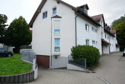 Ruhig gelegene drei Zimmer Wohnung mit attraktivem Grundriss