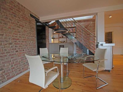 Maisonette-Loft mit schönem Ausblick nahe der Universität