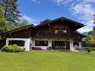 Gemütliches Landhaus mit sehr großem Garten und Potential in Rottach-Egern
