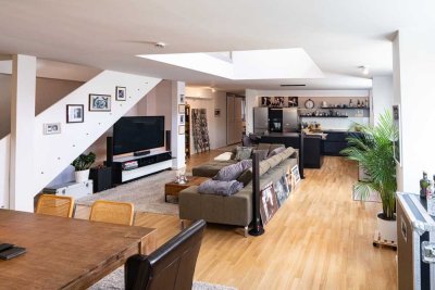 Kunibertsviertel - Am Weckschnapp: Exklusive Maisonettewohnung! Provisionsfrei!