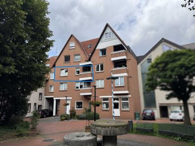 Zentral gelegene 2-Zimmer-Wohnung mit Balkon, Aufzug und Kellerraum – Porta Westfalica, Hausberge