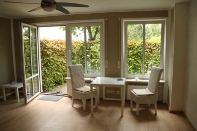Geschmackvolle EG-Wohnung mit einem Zimmer sowie Garten und EBK in Freimann, München