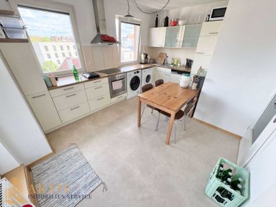 Aschaffenburg City! TOP SANIERTE 3 Zi. Altbauwohnung, EBK inklusive!