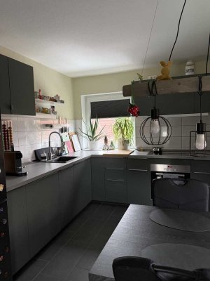 Stilvolle 3,5-Raum-Wohnung mit gehobener Innenausstattung mit Balkon und Einbauküche in Cuxhaven