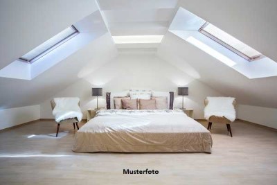 Dachgeschosswohnung in unmittelbarer Lage am Tegernsee