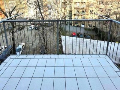 Sonnige 2 ZIMMER-Wohnung, größerer Balkon 5m², größere Wohnküche möbliert, neuwertige Sanitäranlagen