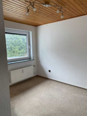 Geräumige 3‑Zimmer Altbau Wohnung mit Balkon in Flensburg-Weiche