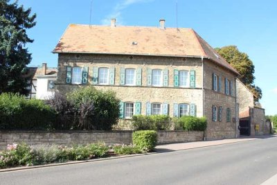 Repräsentativ und einzigartig - ehemaliges Weingut in Rheinhessen (Flomborn)