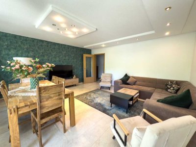 Geräumiges Familienglück: 4,5-Zimmer-Wohnung mit Einbauküche & Balkon