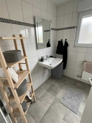 Schöne helle Wohnung  mit Dachterrasse