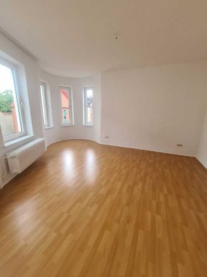 Drei-Zimmer-Wohnung mit hübschen Erker im 3. Stock