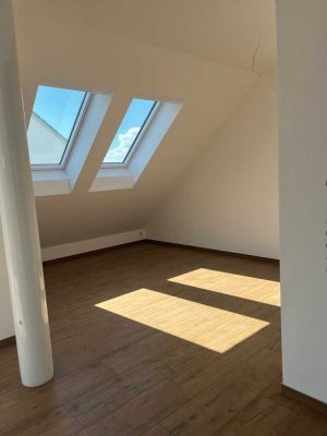 Moderne 2-Zimmer-Wohnung in Ichenhausen
