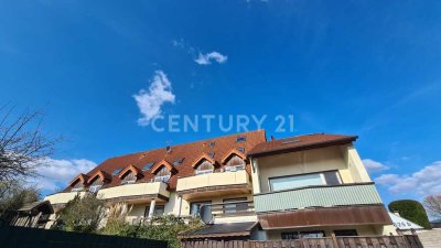 Stommeln - Bezugsfreie traumhafte Maisonettewohnung mit Balkon & Stellplatz