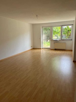 Moderne Erdgeschosswohnung in Bliesdorf mit Terrasse