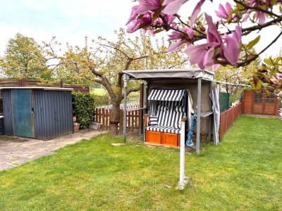 Besonderes Reihenhaus mit überdachter Terrasse, Doppelcarport und Photovoltaik